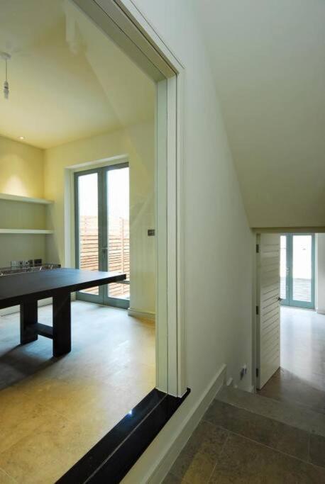 Quintessential Town House Close To Central London Luaran gambar