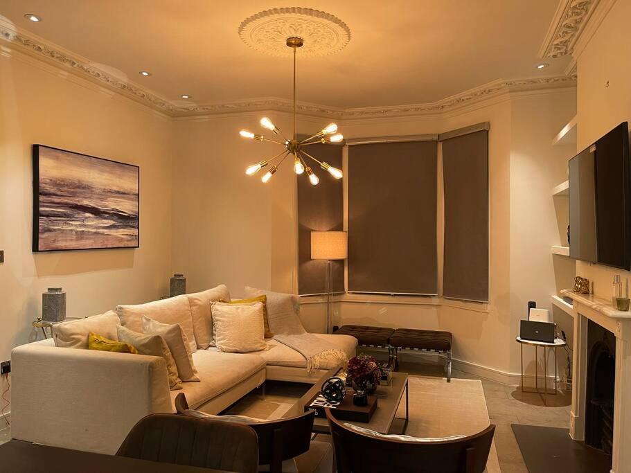Quintessential Town House Close To Central London Luaran gambar