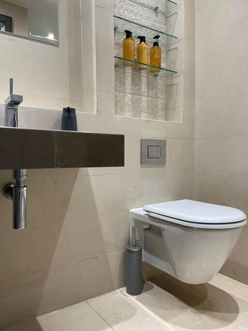 Quintessential Town House Close To Central London Luaran gambar